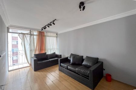 Sala de apartamento para alugar com 2 quartos, 58m² em Parque Bristol, São Paulo