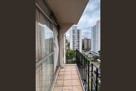 Sacada de apartamento para alugar com 2 quartos, 58m² em Parque Bristol, São Paulo