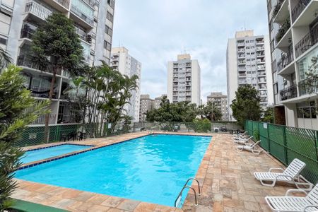 Apartamento para alugar com 58m², 2 quartos e 1 vaga Apartamento para alugar com 58m², 2 quartos e 1 vagaPiscina