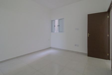 Casa para alugar com 70m², 2 quartos e 1 vagaQuarto Suíte