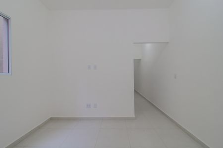 Sala de casa para alugar com 2 quartos, 70m² em Jardim Aracy, Mauá