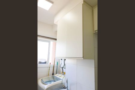 Apartamento para alugar com 70m², 3 quartos e 1 vagaÁrea de Serviço