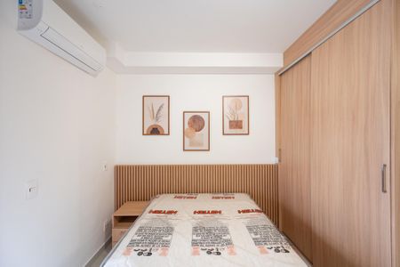 Studio para alugar com 27m², 1 quarto e sem vaga Studio para alugar com 27m², 1 quarto e sem vagaSala/Quarto