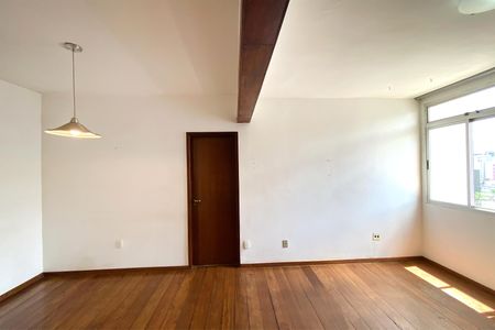 Sala de apartamento à venda com 3 quartos, 95m² em Sagrada Família, Belo Horizonte