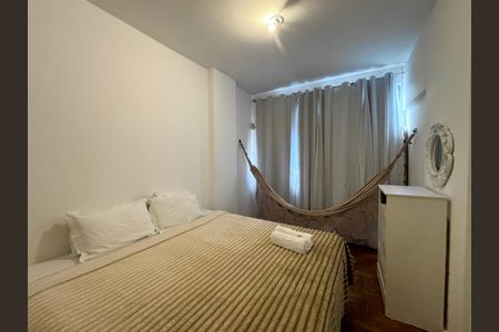 Sala/quarto de apartamento para alugar com 1 quarto, 50m² em Copacabana, Rio de Janeiro