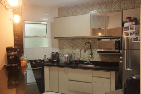 Apartamento para alugar com 67m², 2 quartos e 2 vagasCozinha e Área de Serviço