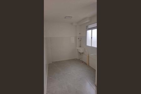 Área de serviço de apartamento para alugar com 2 quartos, 42m² em Santos Dumont, São Leopoldo