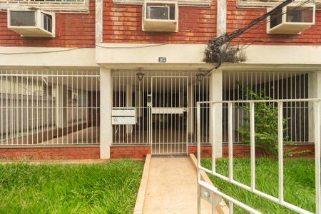 Apartamento para alugar com 74m², 3 quartos e 1 vagaEntrada