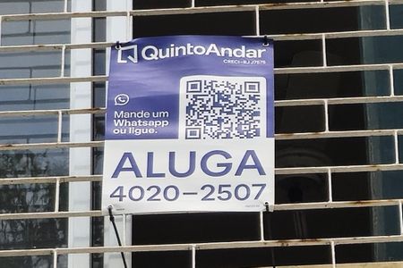 Apartamento para alugar com 74m², 3 quartos e 1 vagaPlaquinha
