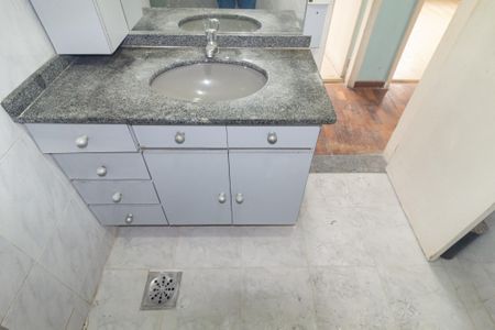 Apartamento para alugar com 74m², 3 quartos e 1 vagaBanheiro Social