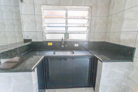 Casa à venda com 70m², 2 quartos e sem vaga Casa à venda com 70m², 2 quartos e sem vagaCozinha