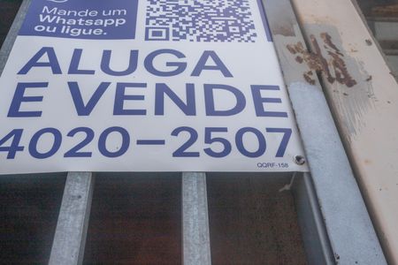 Casa à venda com 70m², 2 quartos e sem vaga Casa à venda com 70m², 2 quartos e sem vagaPlaca código