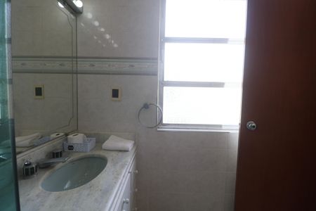 Apartamento para alugar com 170m², 3 quartos e 1 vagaBanheiro Suíte