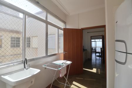 Apartamento para alugar com 170m², 3 quartos e 1 vagaÁrea de Serviço