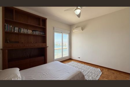 Apartamento para alugar com 170m², 3 quartos e 1 vagaQuarto