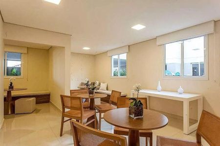 Apartamento à venda com 3 quartos, 66m² em Vila Guedes, São Paulo