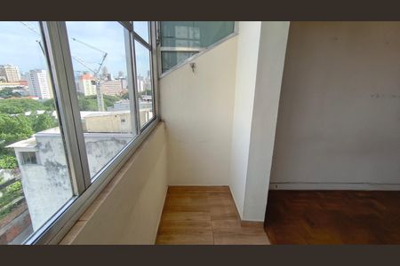 Apartamento para alugar com 68m², 1 quarto e sem vagaVaranda