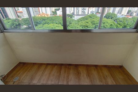 Apartamento para alugar com 68m², 1 quarto e sem vagaVaranda