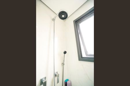 Apartamento à venda com 72m², 2 quartos e 1 vagaChuveiro