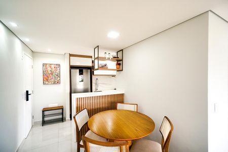 Apartamento à venda com 72m², 2 quartos e 1 vagaSala de jantar