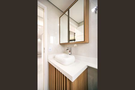 Apartamento à venda com 72m², 2 quartos e 1 vagaBanheiro da suíte