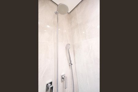 Apartamento à venda com 72m², 2 quartos e 1 vagaChuveiro