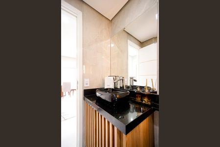 Apartamento à venda com 72m², 2 quartos e 1 vagaBanheiro social