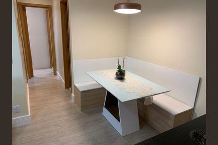 Apartamento à venda com 2 quartos, 64m² em Vila Mangalot, São Paulo