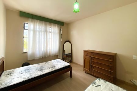 Apartamento à venda com 160m², 4 quartos e 2 vagasQuarto 2