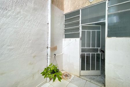 Apartamento à venda com 160m², 4 quartos e 2 vagasVaranda