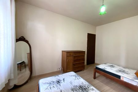 Apartamento à venda com 160m², 4 quartos e 2 vagasQuarto 2