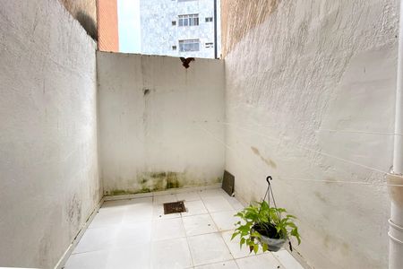 Apartamento à venda com 160m², 4 quartos e 2 vagasVaranda