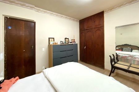 Apartamento à venda com 160m², 4 quartos e 2 vagasQuarto 3