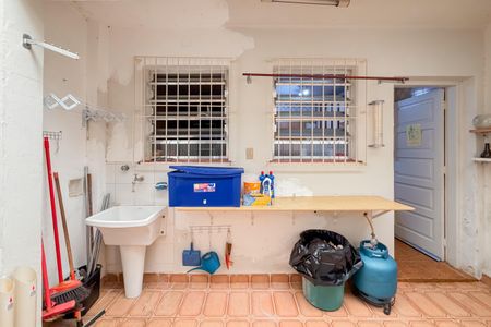 Casa à venda com 100m², 2 quartos e 1 vagaÁrea de Serviço