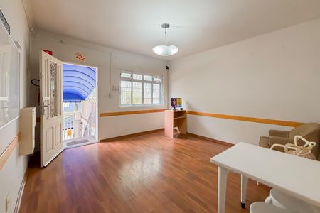 Casa à venda com 100m², 2 quartos e 1 vagaSala