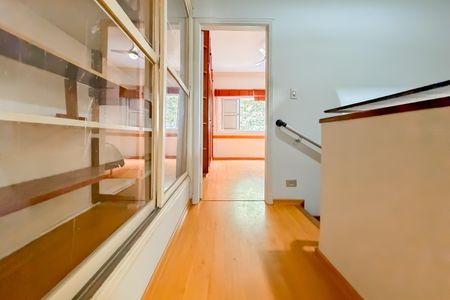 Casa à venda com 100m², 2 quartos e 1 vagaPiso Superior