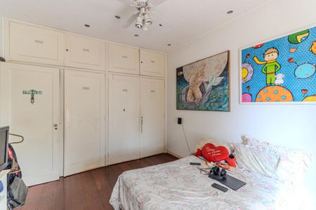 Casa para alugar com 330m², 4 quartos e 2 vagasQuarto 1