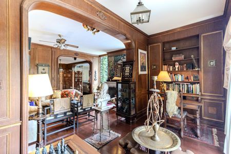 Sala de casa para alugar com 4 quartos, 330m² em Pacaembu, São Paulo