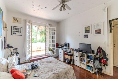 Casa para alugar com 330m², 4 quartos e 2 vagasQuarto 1