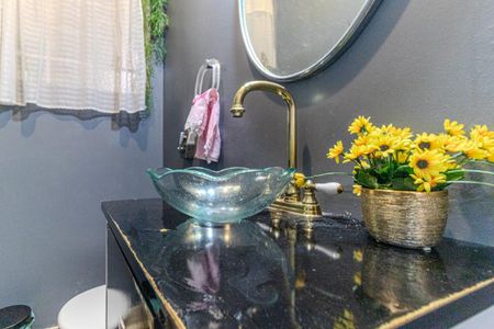 Casa para alugar com 330m², 4 quartos e 2 vagasLavabo