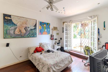 Casa para alugar com 330m², 4 quartos e 2 vagasQuarto 1