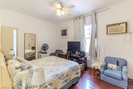 Casa para alugar com 330m², 4 quartos e 2 vagasSuíte