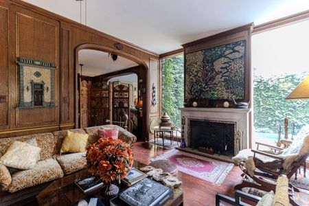 Casa para alugar com 330m², 4 quartos e 2 vagasSala