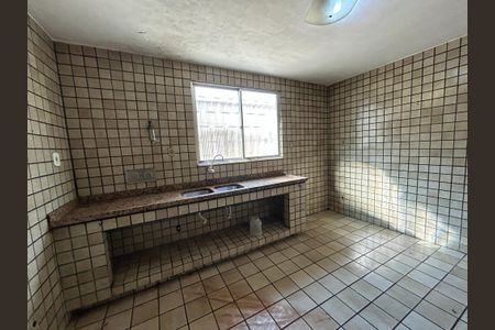 Casa para alugar com 407m², 2 quartos e 3 vagasCozinha