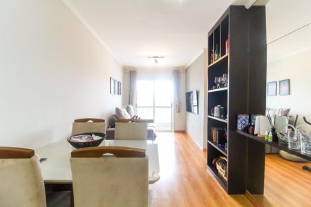 Sala de apartamento para alugar com 2 quartos, 50m² em Vila Taquari, São Paulo