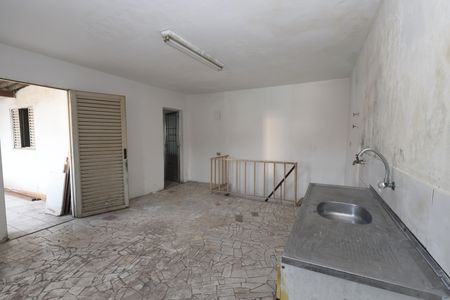 Casa à venda com 280m², 2 quartos e 1 vagaCozinha