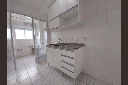 Apartamento à venda com 2 quartos, 66m² em Vila Anastácio, São Paulo
