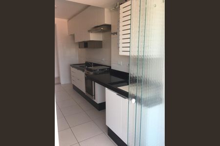 Apartamento à venda com 3 quartos, 74m² em Parque Sao Domingos, São Paulo