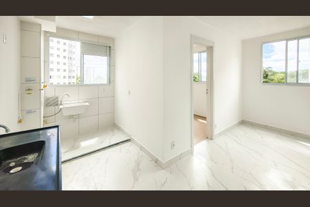 Apartamento para alugar com 38m², 2 quartos e sem vagaCozinha e Área de Serviço
