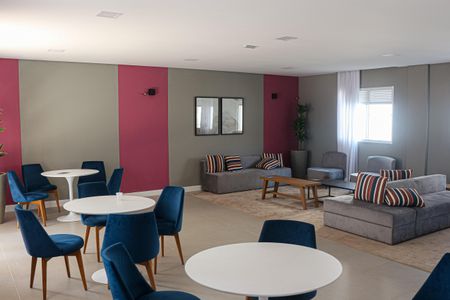 Apartamento para alugar com 38m², 2 quartos e sem vagaÁrea comum - Salão de festas